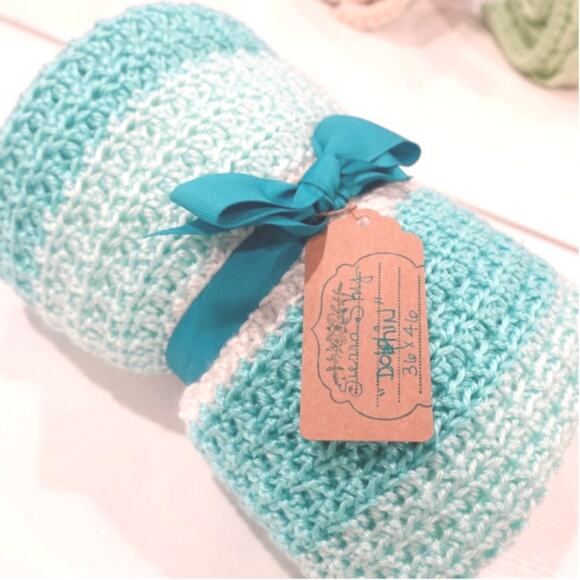 Dolphin Blues / Crochet Afghan Blanket / Soft Silky Yarn - Picture 15 of 15